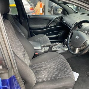 Car Wreckers - Holden Commodore 2006 Blue Manual Petrol