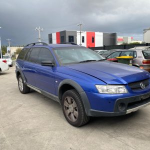 Car Wreckers - Holden Commodore 2006 Blue Manual Petrol