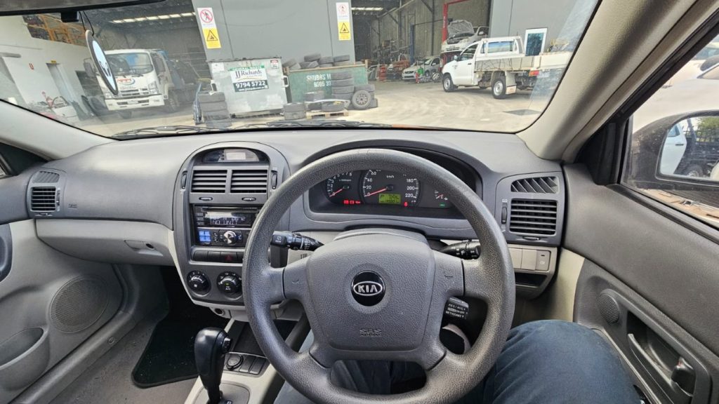 Car Wreckers - Kia Cerato 2006 Black Auto Petrol