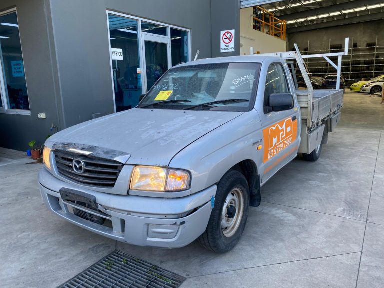 Car Wreckers - Mazda B2500 2006 Silver Manual Diesel