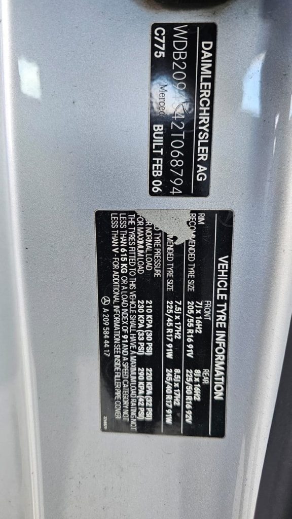 Car Wreckers - Mercedes CLK280 2006 Silver Auto Petrol