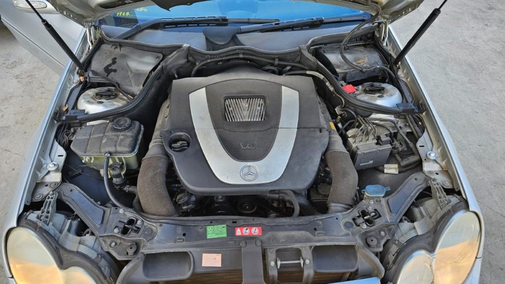 Car Wreckers - Mercedes CLK280 2006 Silver Auto Petrol