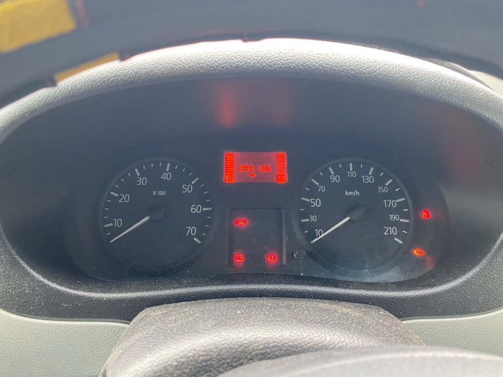 Car Wreckers - Renault Kangoo 2006 White Auto Petrol