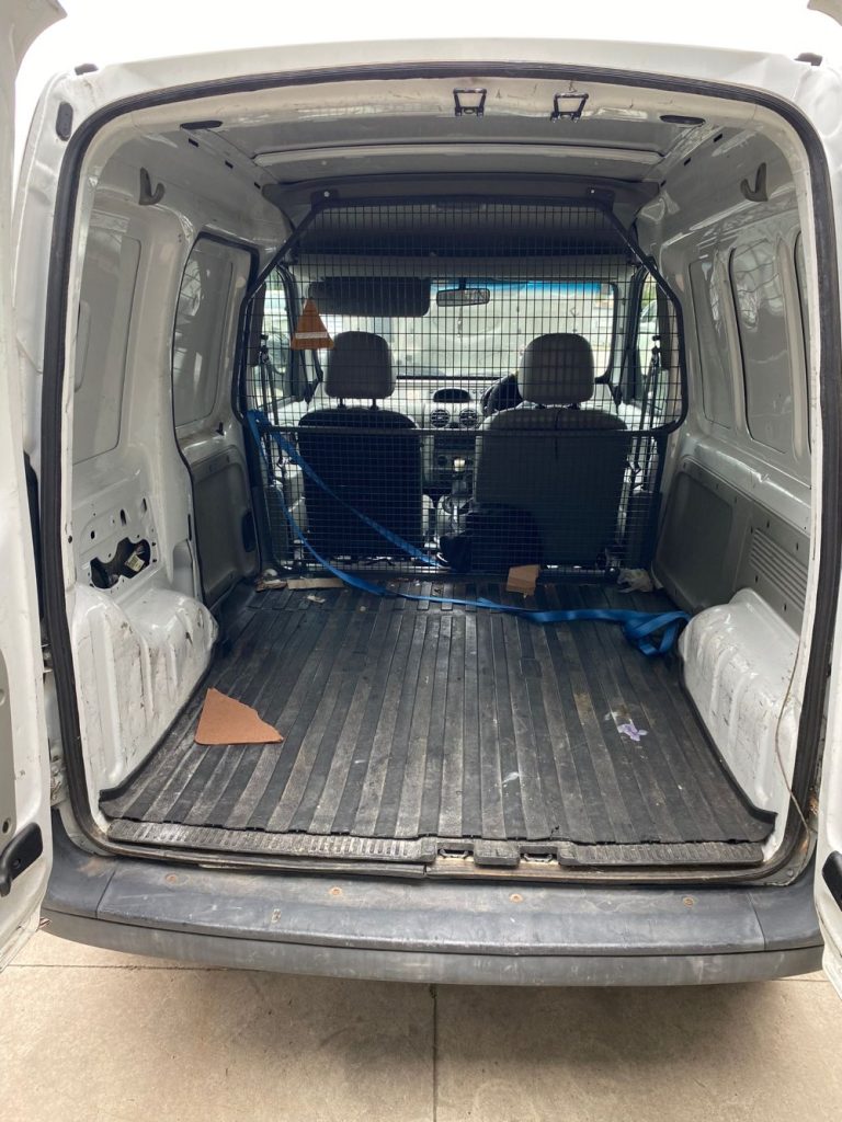 Car Wreckers - Renault Kangoo 2006 White Auto Petrol