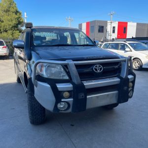 Car Wreckers - Toyota Hilux 2006 Black Manual
