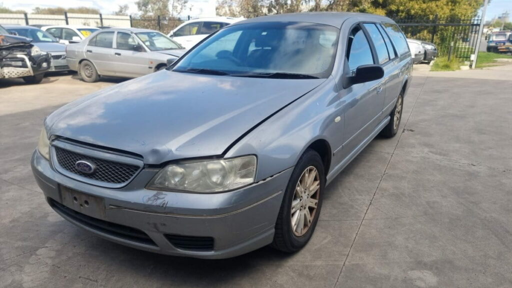 Car Wreckers - 2006 ford falcon wagon