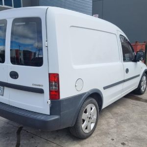 Car Wreckers - Holden Combo 2006 XC