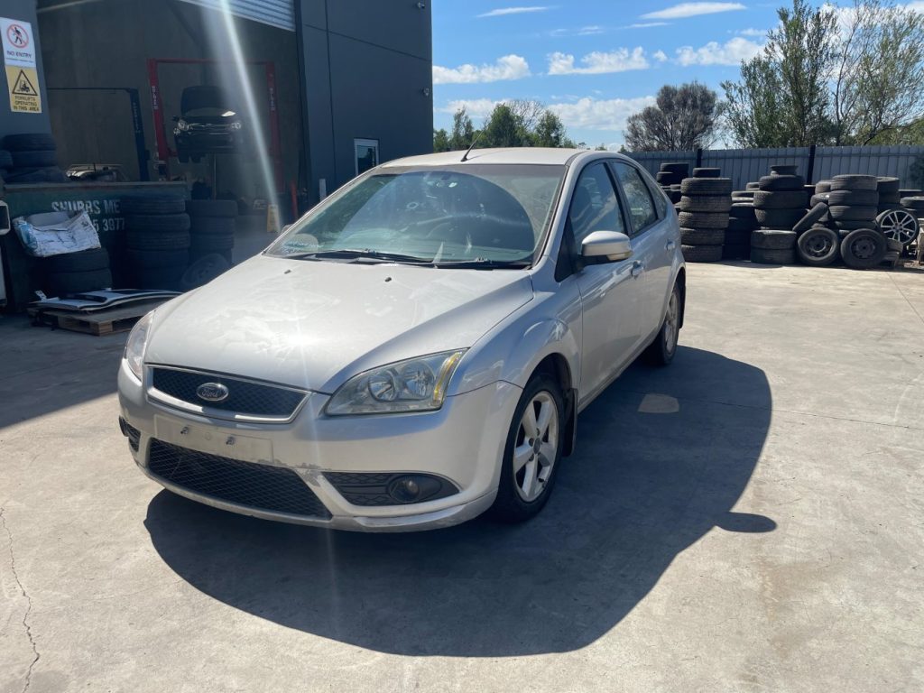 Car Wreckers - Ford Focus 2007 Silver Auto Petrol
