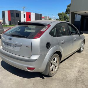 Car Wreckers - Ford Focus 2007 Silver Auto Petrol