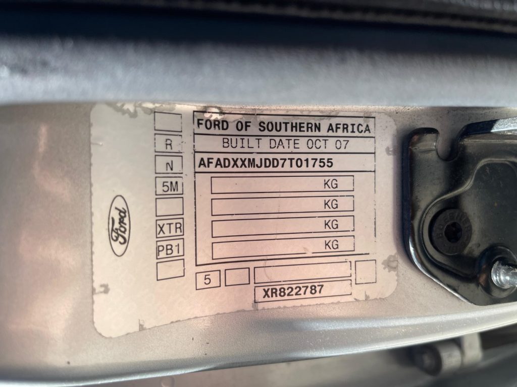 Car Wreckers - Ford Focus 2007 Silver Auto Petrol