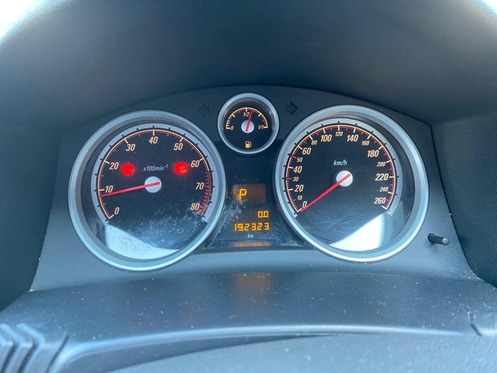 Car Wreckers - Holden Astra 2007 Black Auto Petrol