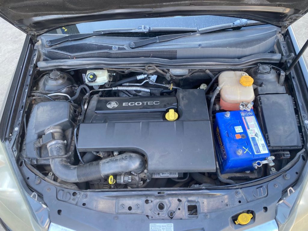 Car Wreckers - Holden Astra 2007 Black Auto Petrol
