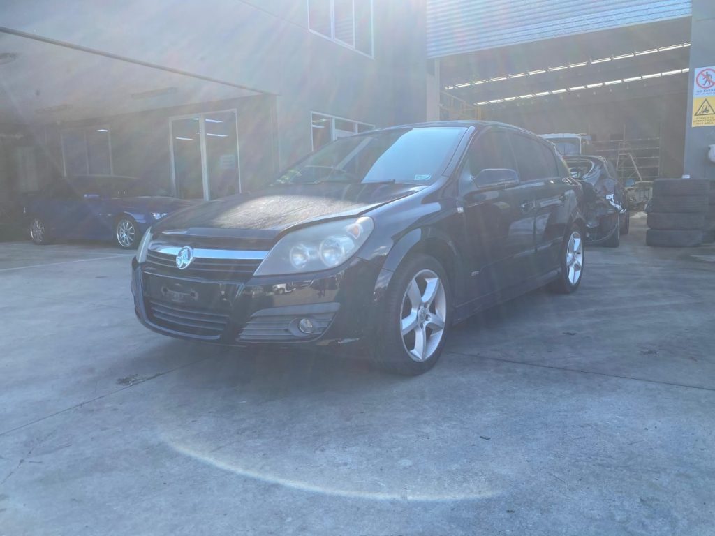 Car Wreckers - Holden Astra 2007 Black Auto Petrol