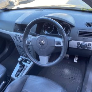 Car Wreckers - Holden Astra 2007 Black Auto Petrol