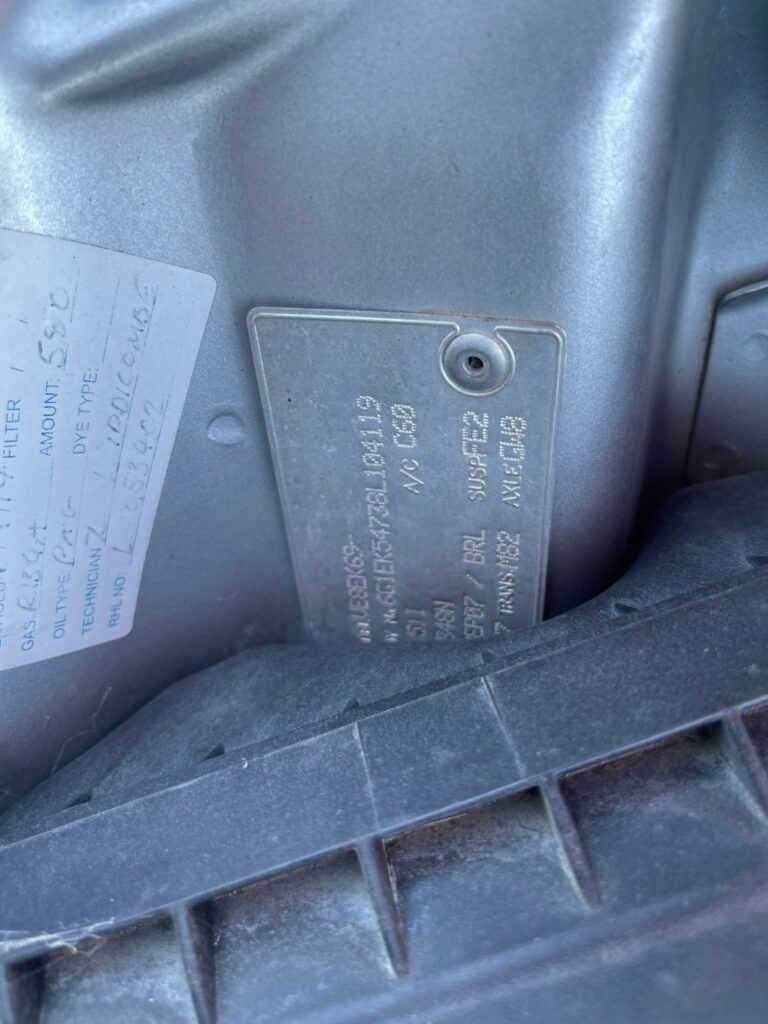 Car Wreckers - Holden Commodore 2007 Silver Auto Petrol