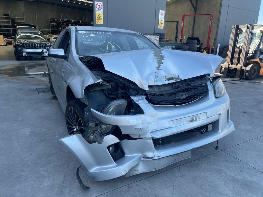 Car Wreckers - Holden Commodore 2007 Silver Auto Petrol