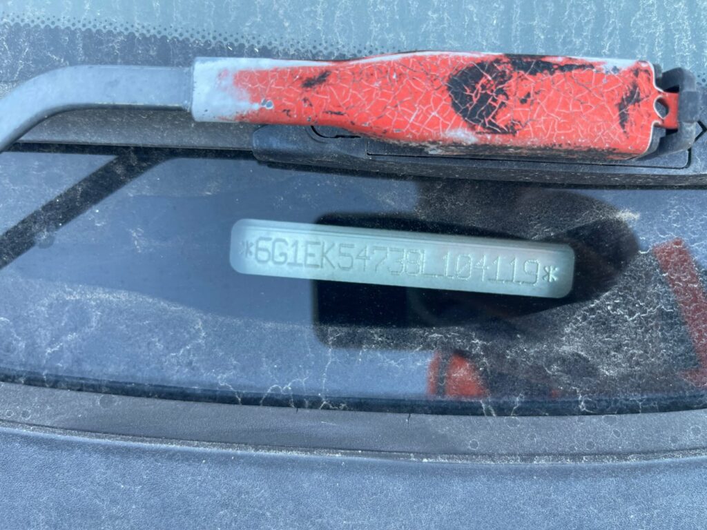 Car Wreckers - Holden Commodore 2007 Silver Auto Petrol