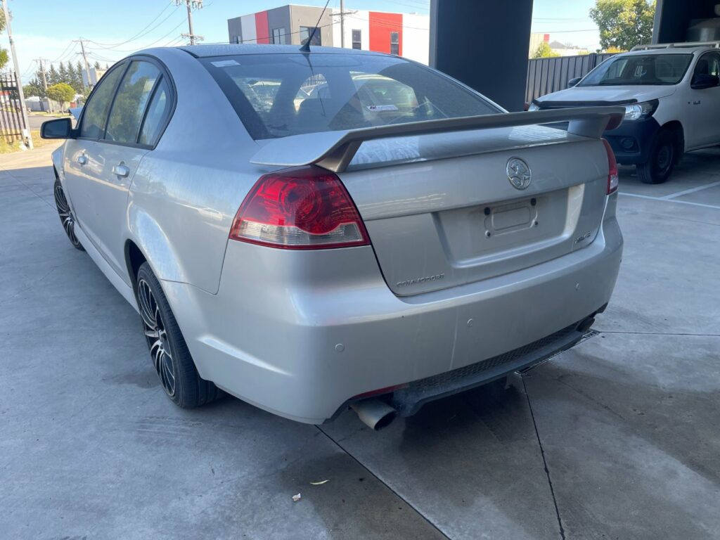 Car Wreckers - Holden Commodore 2007 Silver Auto Petrol