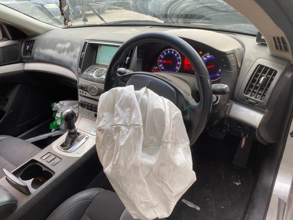 Car Wreckers - Nissan Skyline 2007 Silver Auto Petrol