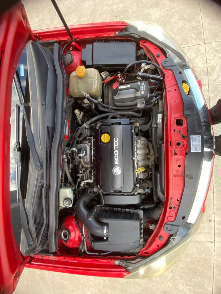 Car Wreckers - Holden Astra 2008 Red Manual Petrol