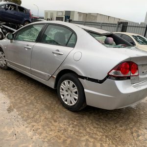 Car Wreckers - Honda Civic 2008 Silver Auto Petrol