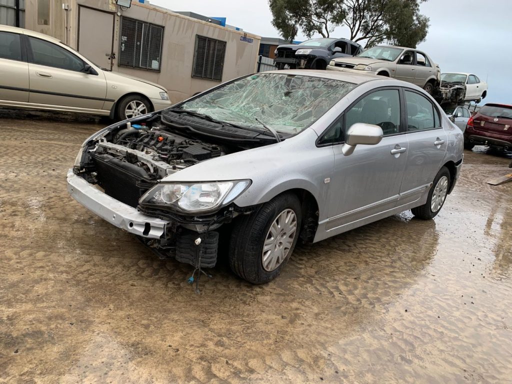 Car Wreckers - Honda Civic 2008 Silver Auto Petrol