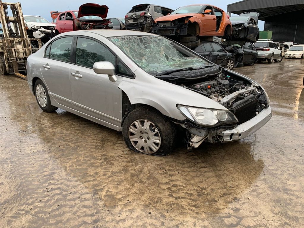 Car Wreckers - Honda Civic 2008 Silver Auto Petrol