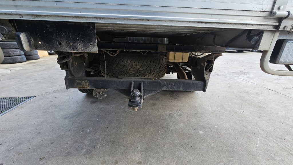 Nissan Navara 2008 D40 dCi 2.5L YD25DDTi DOHC 16v Turbo Diesel Direct Inj. 4cyl 126kW Utility AWD