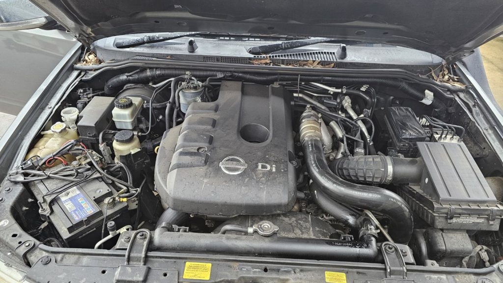 Car Wreckers - Nissan Pathfinder 2008 Grey Manual Diesel