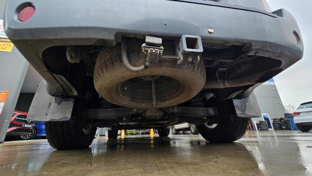 Car Wreckers - Nissan Pathfinder 2008 Grey Manual Diesel