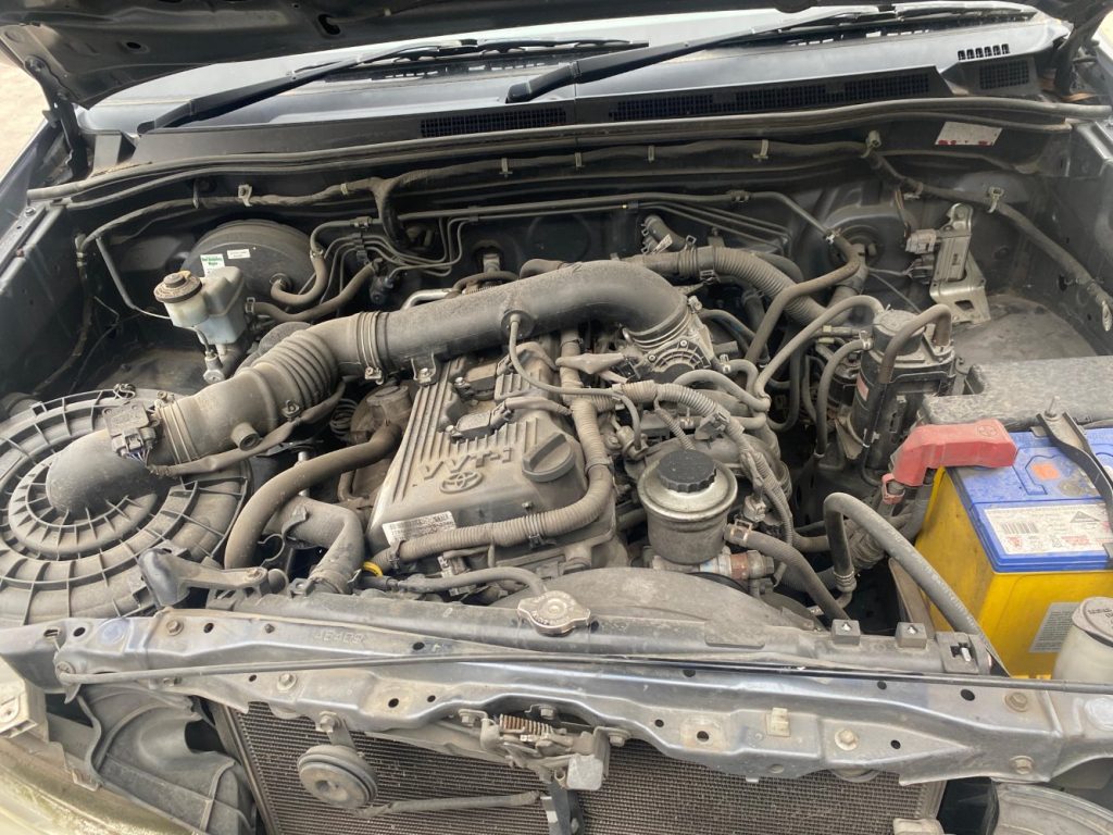 Car Wreckers - Toyota Hilux 2008 Grey Auto Petrol