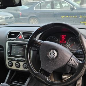 Volkswagen EOS 2008 1F7,1F8 TFSI 2.0L CAWB,CCZA,BWA,CBFA DOHC 16v Turbo Petrol Direct Inj. 4cyl 147kW Convertible FWD