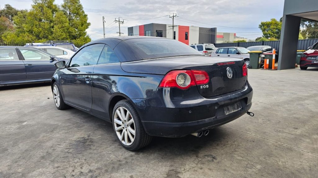 Volkswagen EOS 2008 1F7,1F8 TFSI 2.0L CAWB,CCZA,BWA,CBFA DOHC 16v Turbo Petrol Direct Inj. 4cyl 147kW Convertible FWD