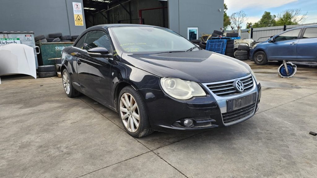 Volkswagen EOS 2008 1F7,1F8 TFSI 2.0L CAWB,CCZA,BWA,CBFA DOHC 16v Turbo Petrol Direct Inj. 4cyl 147kW Convertible FWD