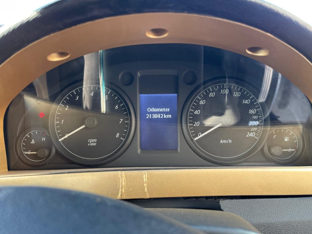 Car Wreckers - Holden Commodore 2009 Silver Auto Petrol