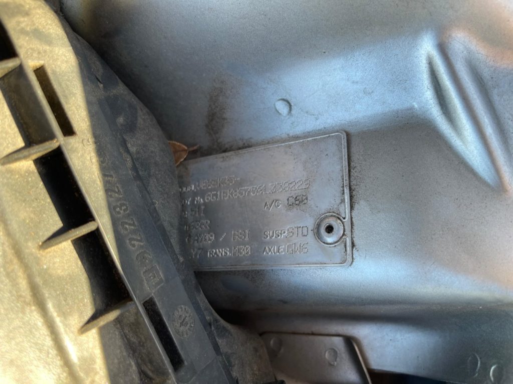 Car Wreckers - Holden Commodore 2009 Silver Auto Petrol