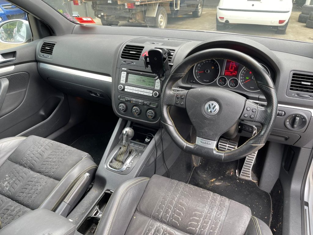 Volkswagen Golf GTI 2009 1K1 2.0L AXX,CAWB,BWA DOHC 16v Turbo Petrol Direct Inj. 4cyl Hatchback FWD