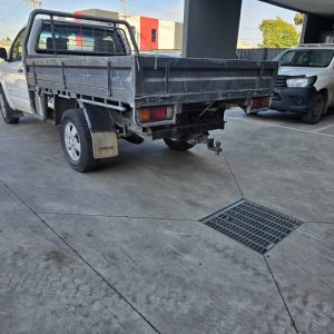 Car Wreckers - Nissan Navara 2009 White Manual Diesel - Car Parts, Used Parts, Auto Parts