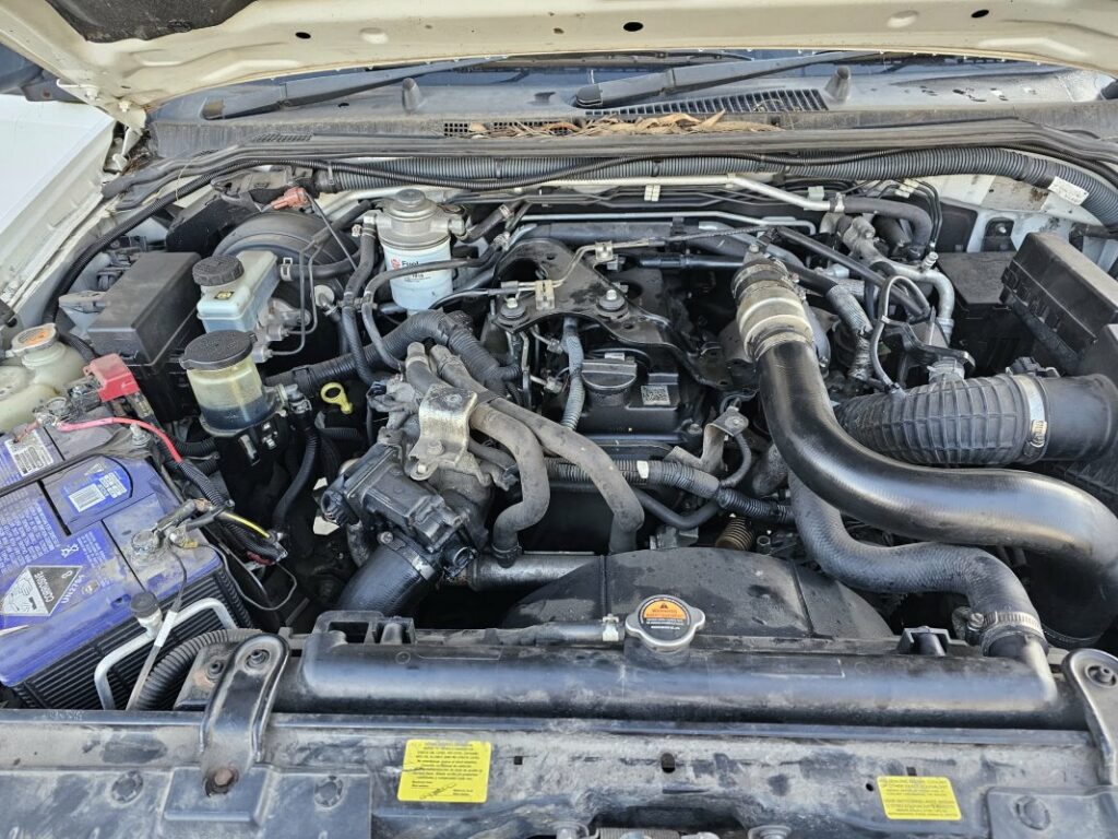 Car Wreckers - Nissan Navara 2009 White Manual Diesel - Car Parts, Used Parts, Auto Parts