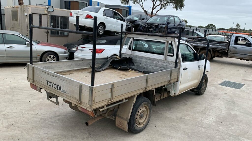 Car Wreckers - Toyota Hilux 2009
