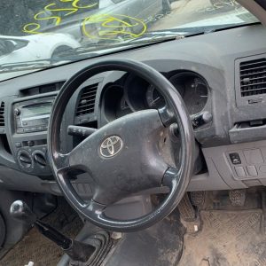 Car Wreckers - Toyota Hilux 2009