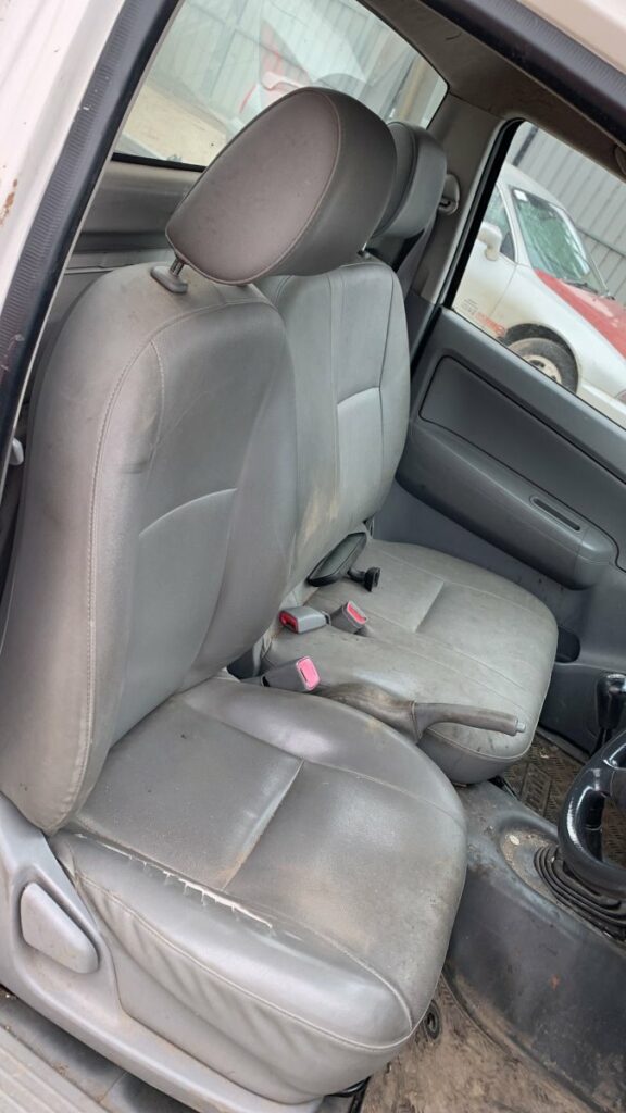 Car Wreckers - Toyota Hilux 2009