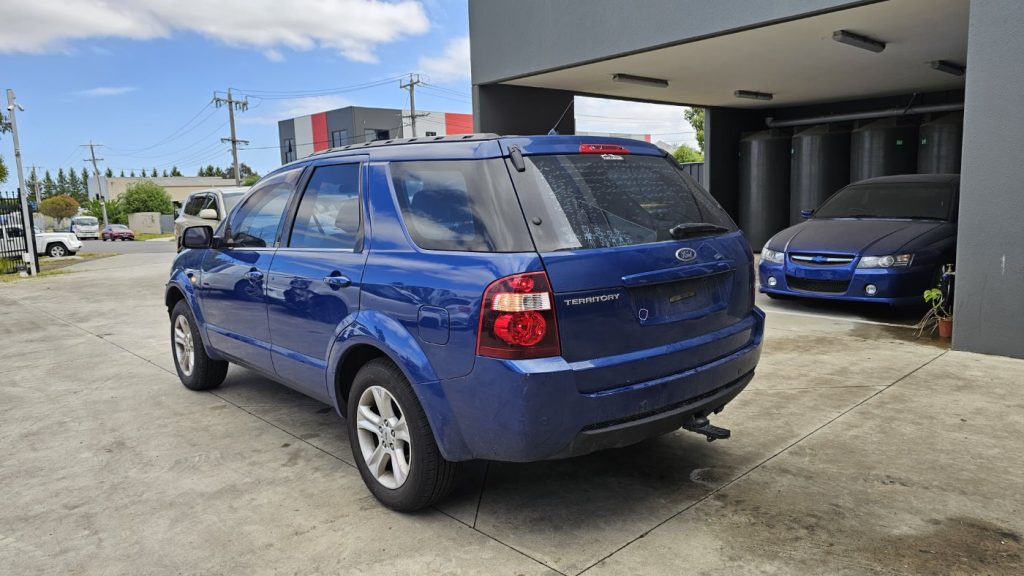 Car Wreckers - Ford Territory 2010 Blue Auto Petrol