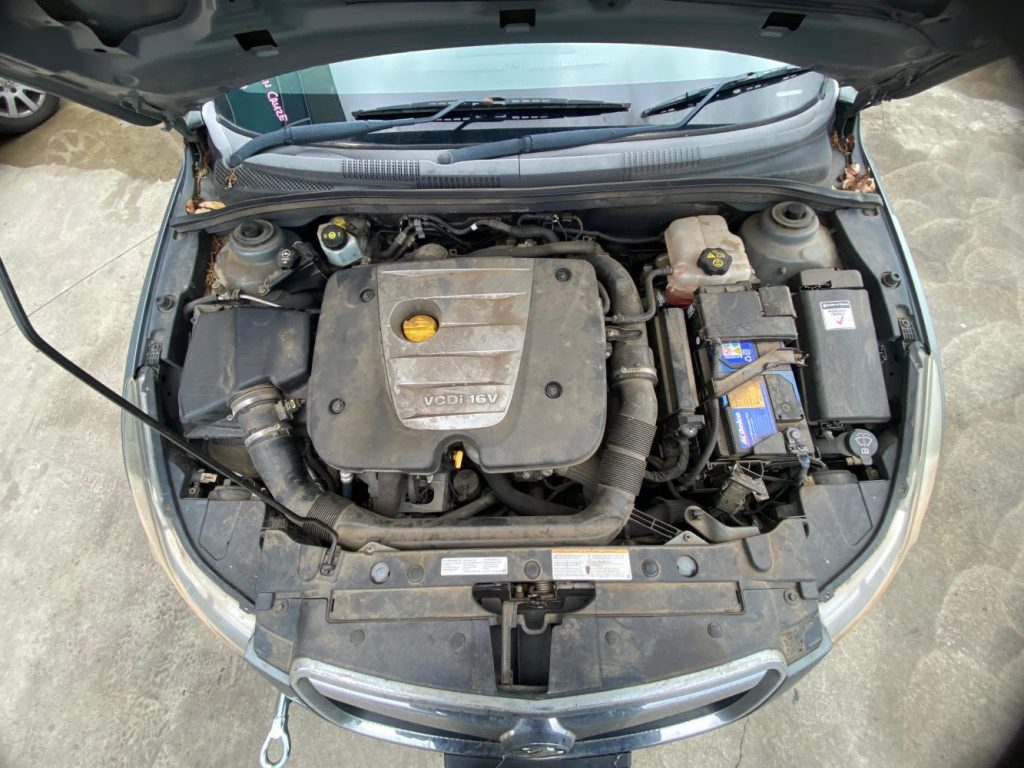 Car Wreckers - Holden Cruze 2010 Grey Manual Diesel