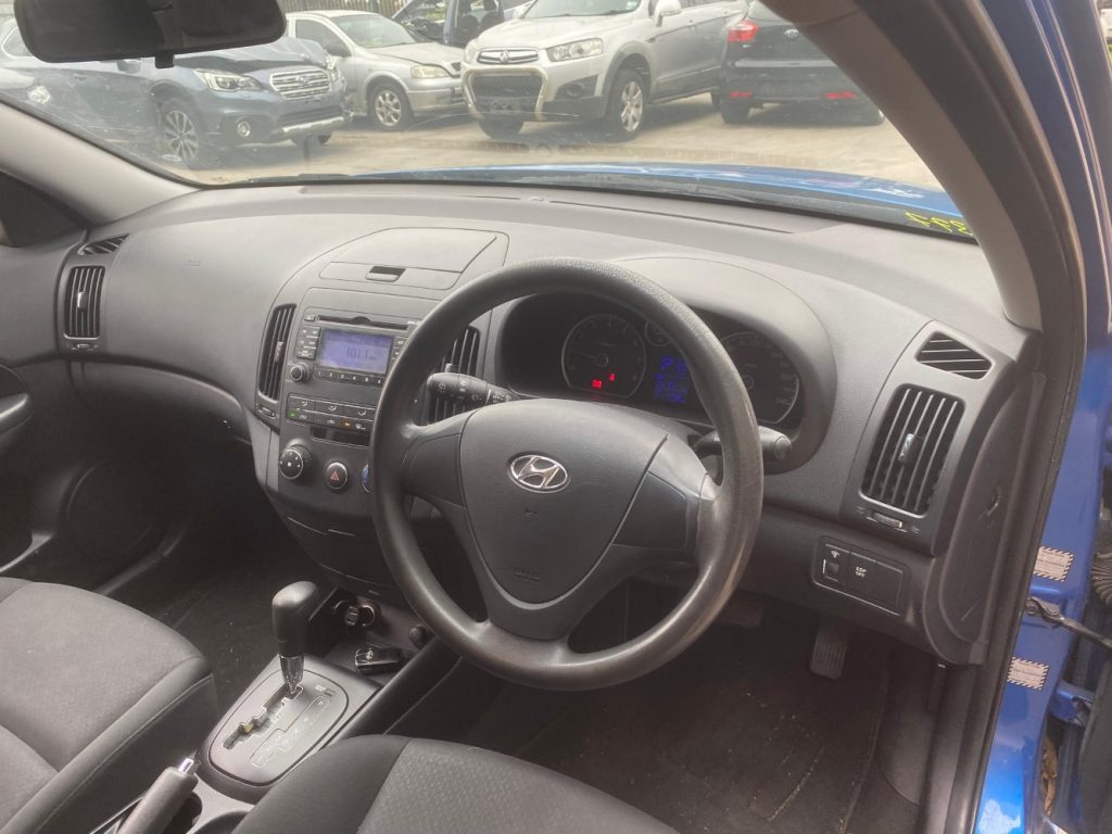 Car Wreckers - Hyundai i30 2010 Blue Auto Petrol