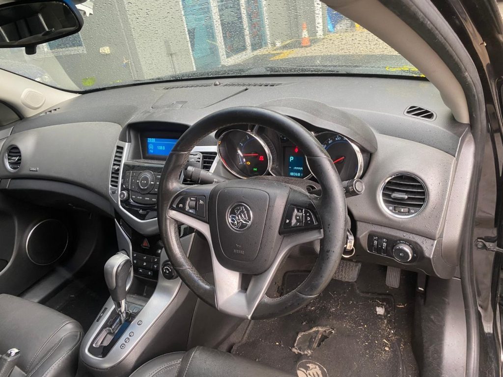 Car Wreckers - Holden Cruze 2010 Black Auto Petrol
