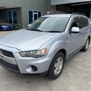 Car Wrecking - 2010 Mitsubishi Outlander