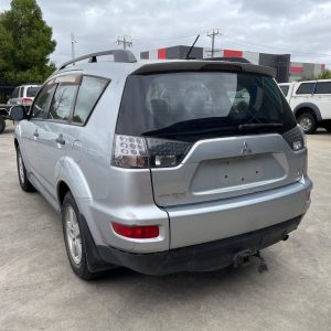 Car Wrecking - 2010 Mitsubishi Outlander