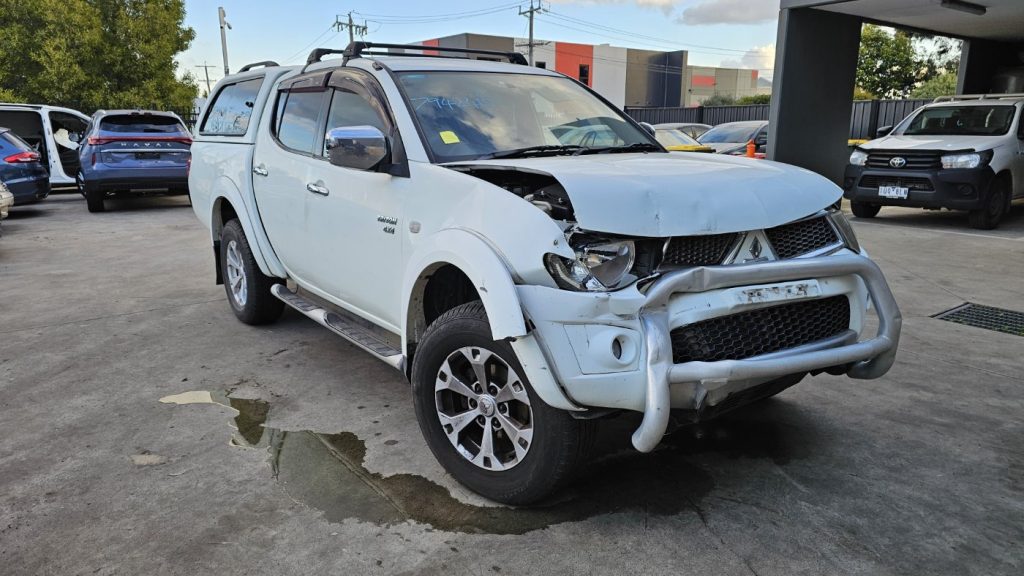 Mitsubishi Triton 2010 KB4T DI-D 2.5L 4D56-HP DOHC 16v Turbo Diesel Direct Inj. 4cyl 131kW Utility AWD