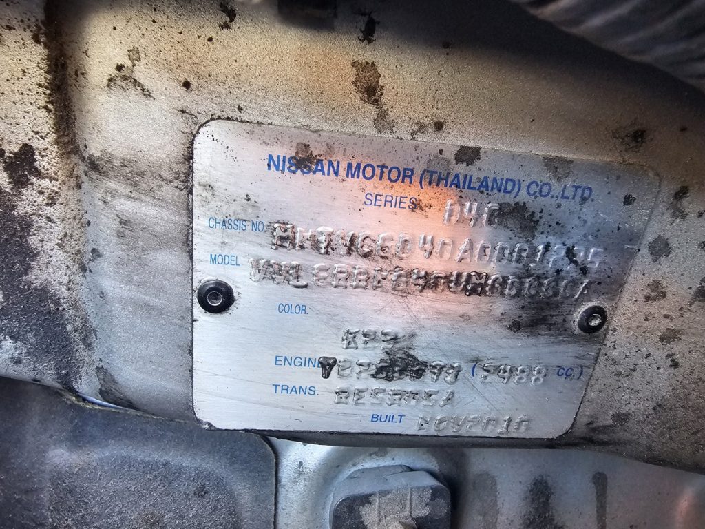 Car Wreckers - Nissan Navara 2010 Silver Auto Diesel